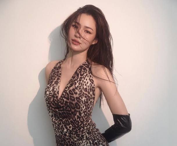 Lingling Kwong: Dari Model MV Hingga Jadi Aktris Thailand
