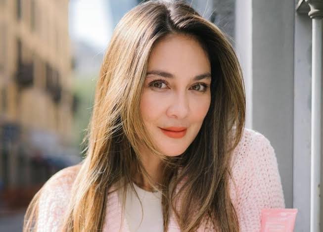 Perjalanan Bisnis Sukses yang Dikelola oleh Luna Maya